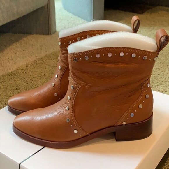 Dolce Vita || "Tobin" Studded Leather Booties - Picture 4 of 8